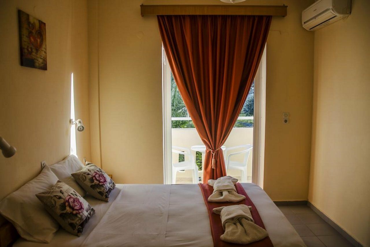Yiannis The Beekeeper Apartments Kéfalos Dış mekan fotoğraf